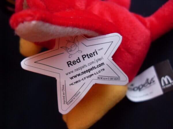 2005 Neopets McDonald's promo plush toy, Red Pteri tag.