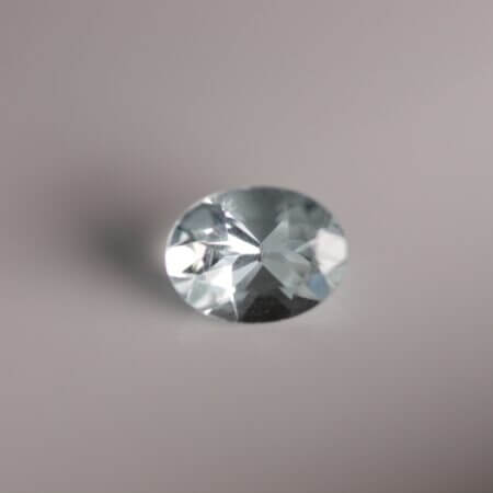 Aquamarine, 9x7mm oval, front view.