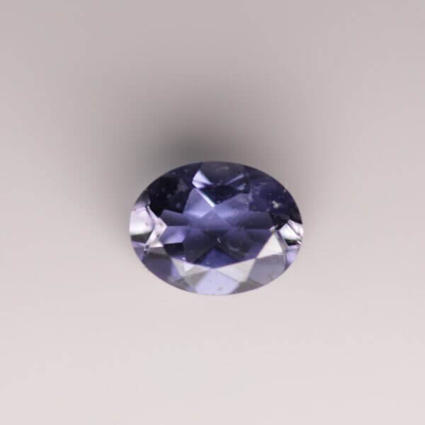 Iolite 8x6mm oval, front view.
