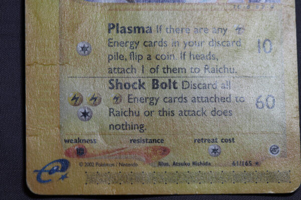 Raichu (61/165), the Expedition card, detail shot (3/7).