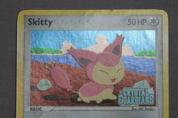 Skitty (41/100), the reverse holofoil Crystal Guardians card, detail shot (3/7).