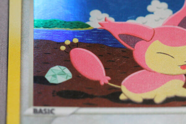 Skitty (41/100), the reverse holofoil Crystal Guardians card, detail shot (1/7).