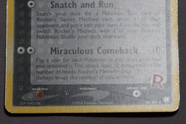 Rocket's Meowth (46/109), the reverse holofoil EX Team Rocket Returns card, detail shot (2/8).