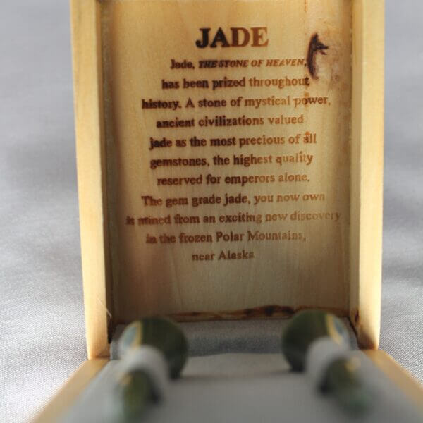 Jade golf tee by Jade West, case detail.