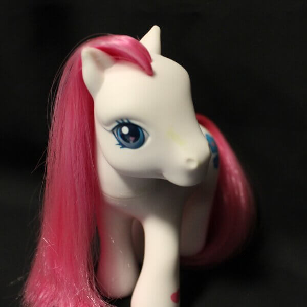 My Little Pony: Generation 3 - Blossomforth, damage detail.