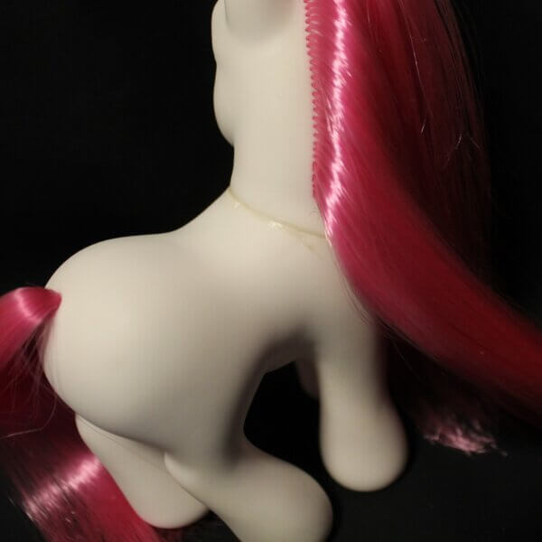 My Little Pony: Generation 3 - Blossomforth, damage detail.