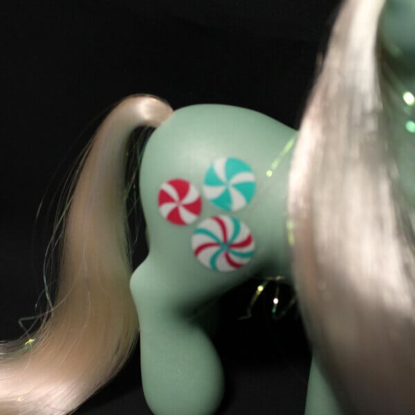 My Little Pony: Generation 3 - Minty, Cutie Mark detail.