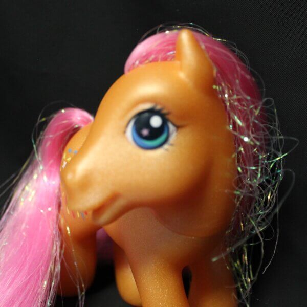 My Little Pony: Generation 3 - Sparkleworks, face close-up.